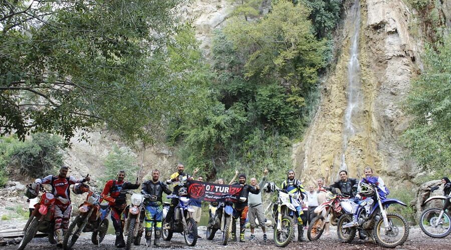 Kral Havuzu Uçansu Şelaleleri  Doğa Yürüyüşü  