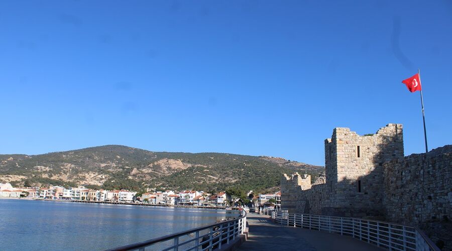 İzmir Foça Kozbeyli Turu  Antalya Çıkışlı Günübirlik  